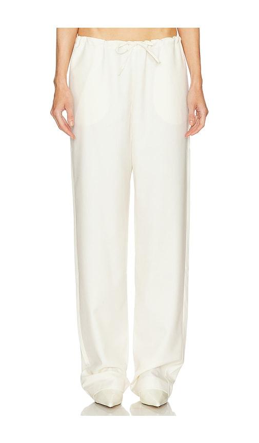 aya muse desi pant in white.