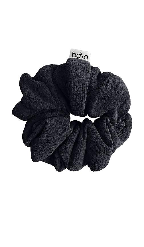 bala mat scrunchie in charcoal.