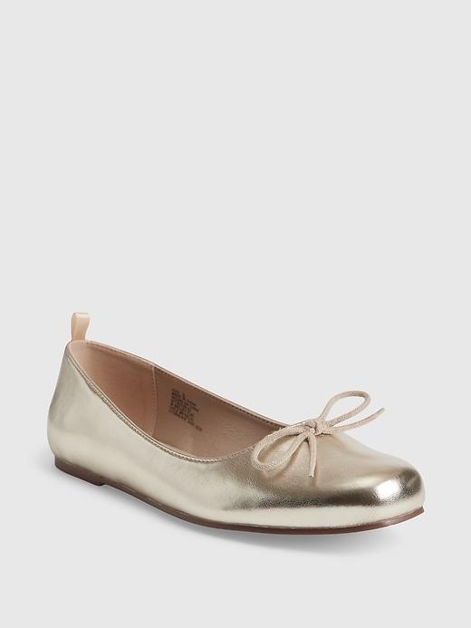 ballet flats