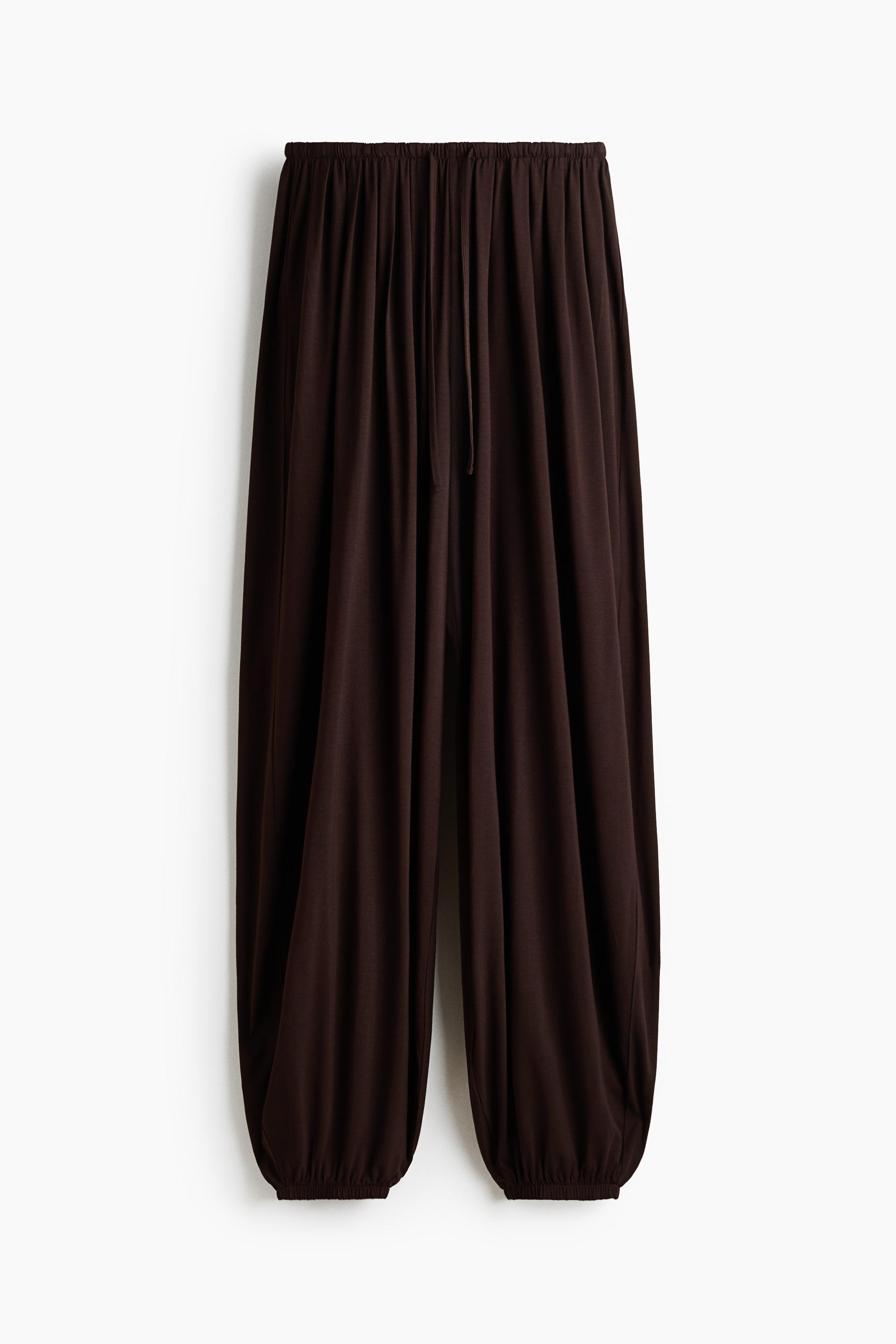 balloon-leg pants with drawstring