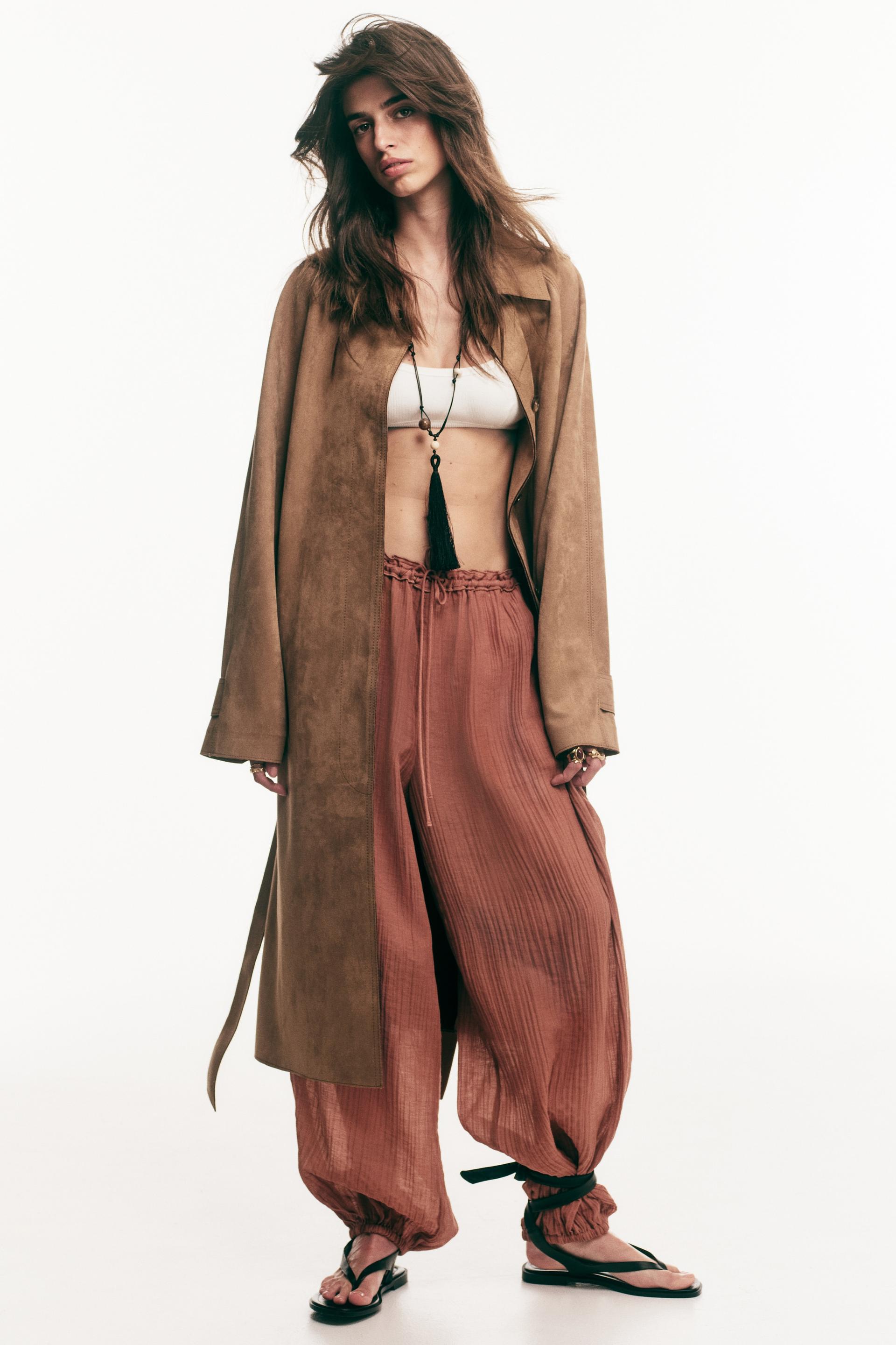 balloon-leg pants with drawstring