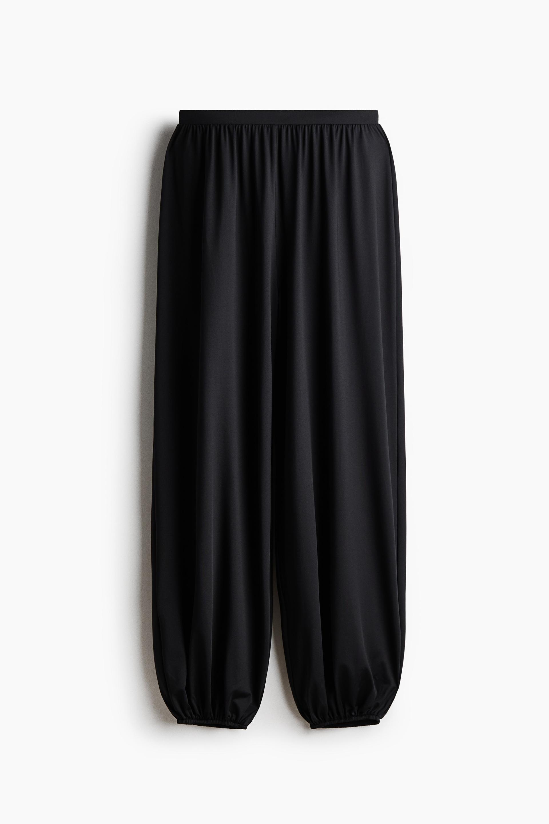 balloon pants