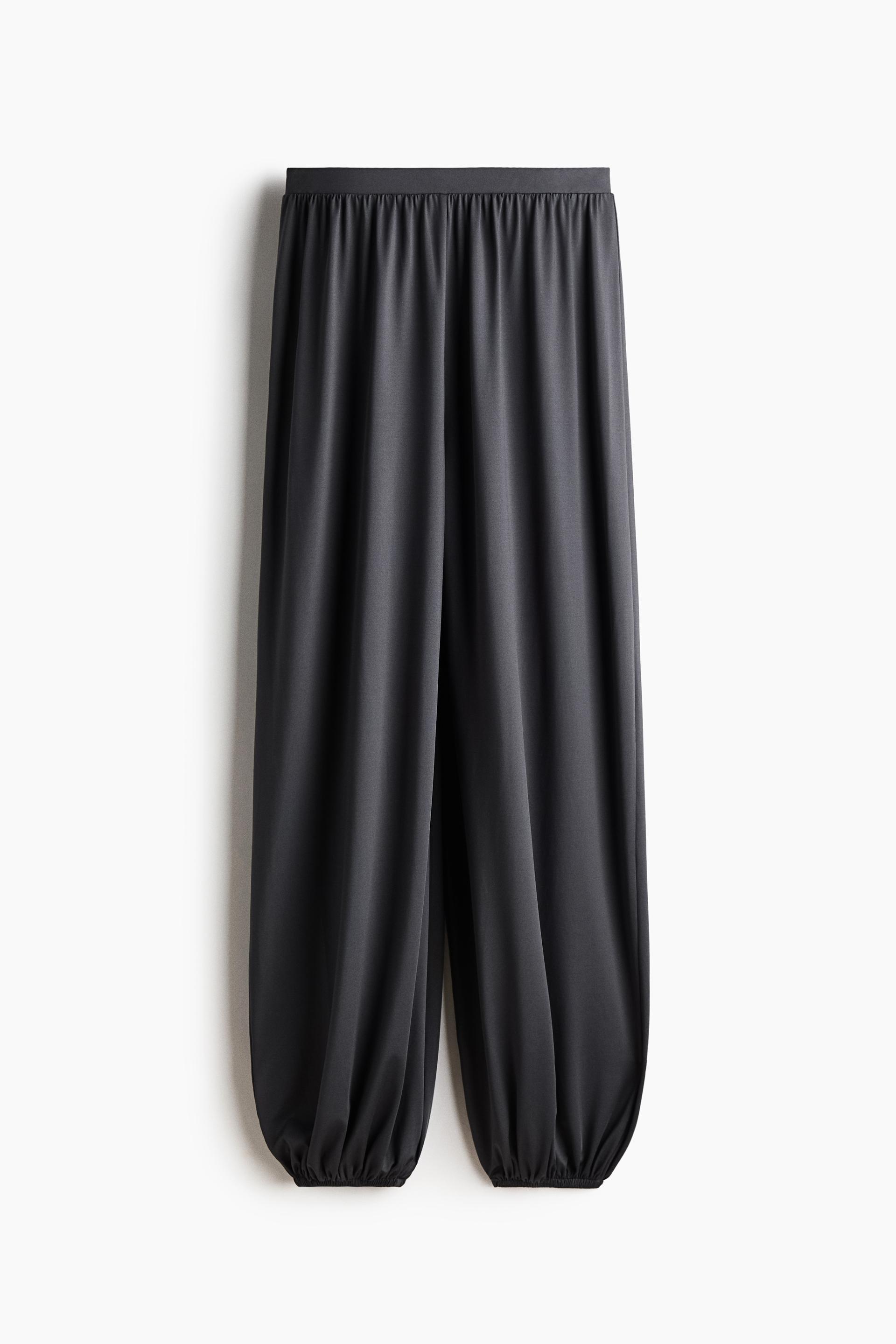 balloon pants