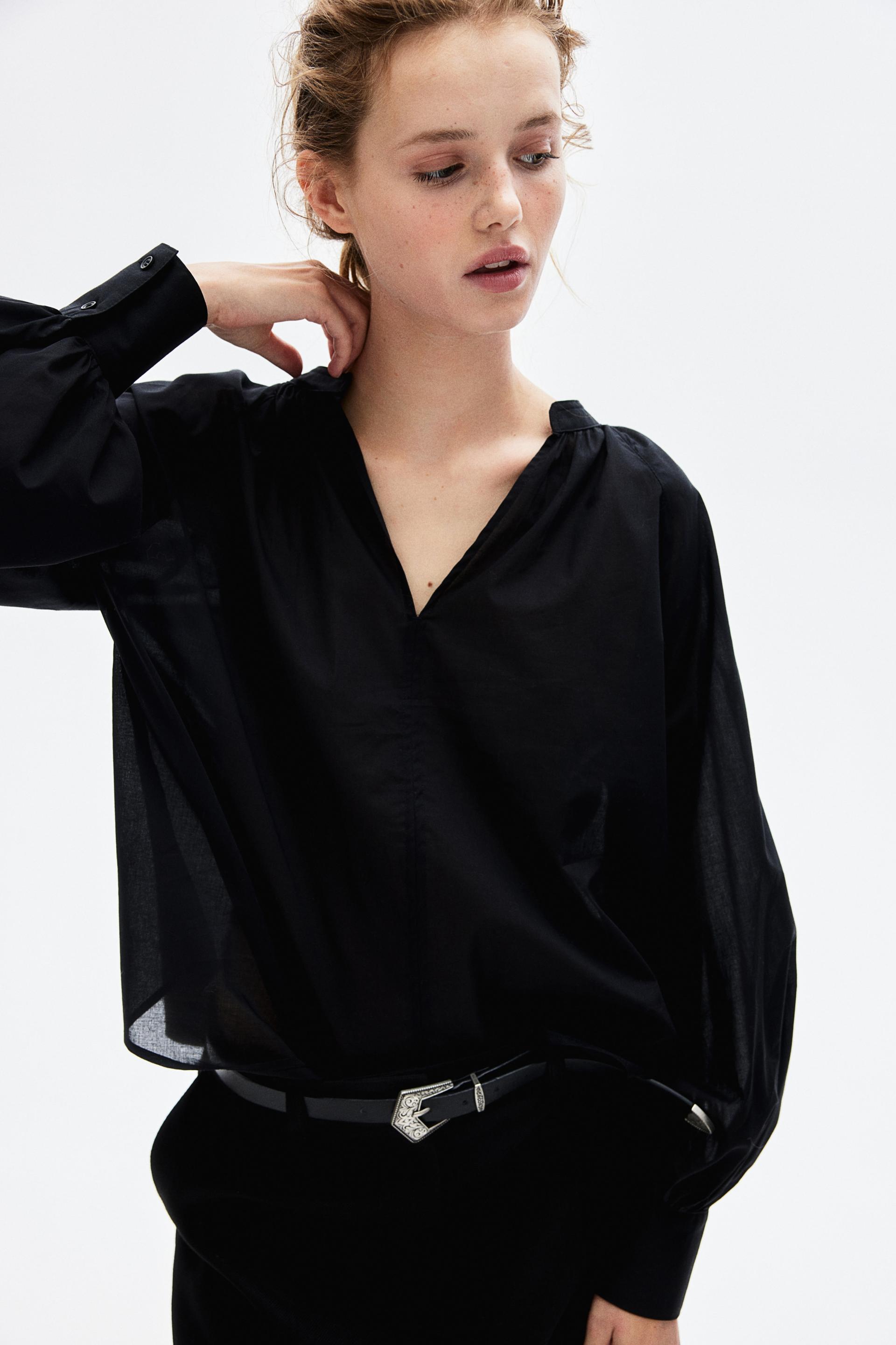 balloon-sleeved blouse