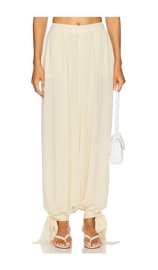 bardot alira soft balloon pant in cream.