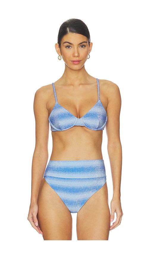 beach riot camilla triangle bikini top in baby blue.