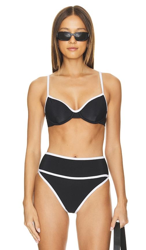 beach riot kori top in black & white.