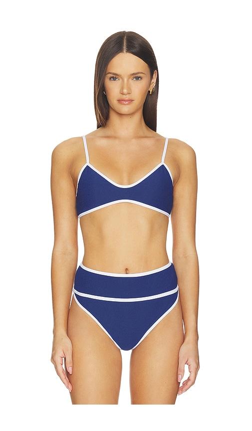 beach riot leona bikini top in navy.