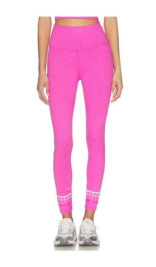 beach riot piper legging in fuchsia.