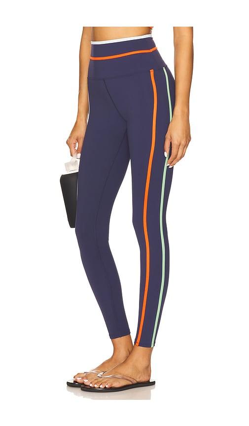 beach riot solara legging in navy.