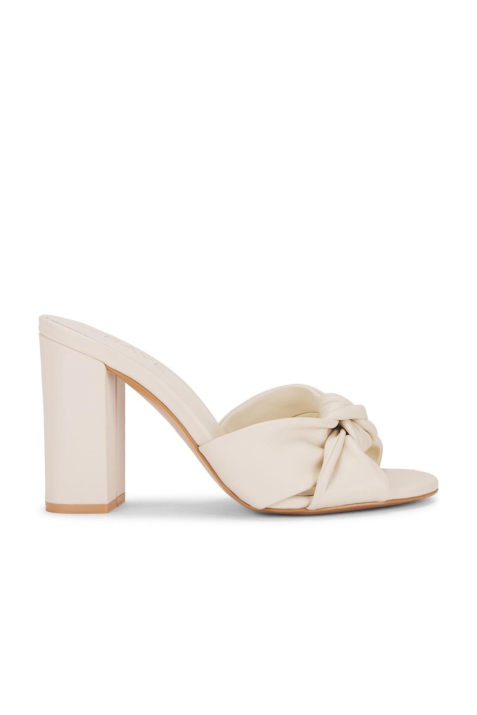 beatriz sandal