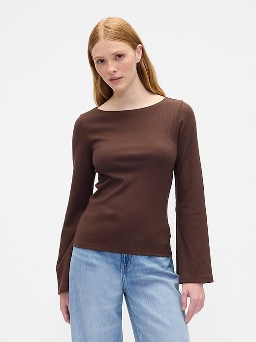 bell sleeve boatneck t-shirt