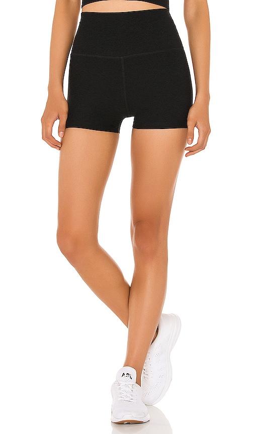 beyond yoga keep pace 3 biker short in black.