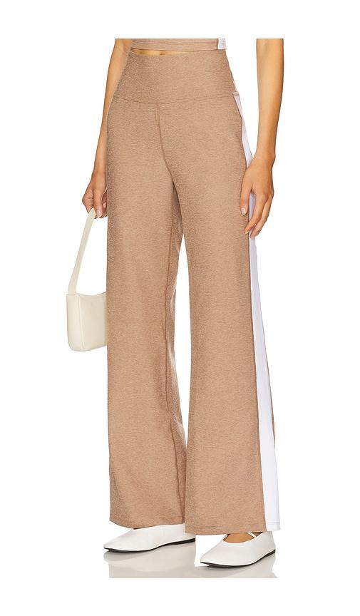 beyond yoga spacedye laid back stripe pant in brown.