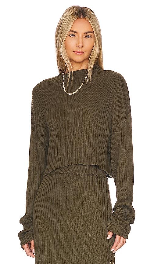 bobi cropped pullover in olive.
