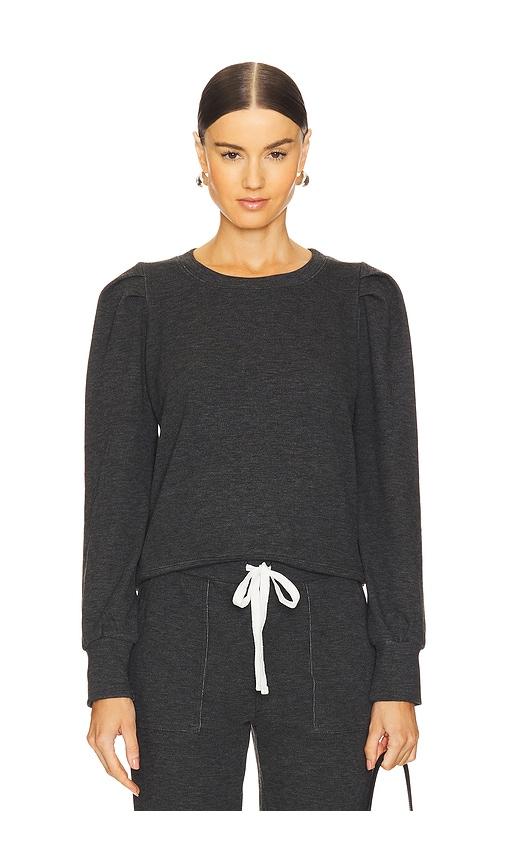 bobi pullover in black.