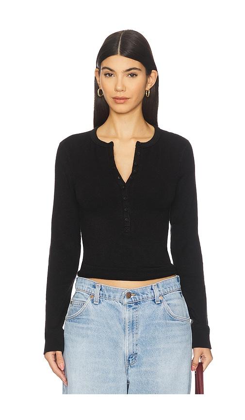 bobi slim placket tee in black.