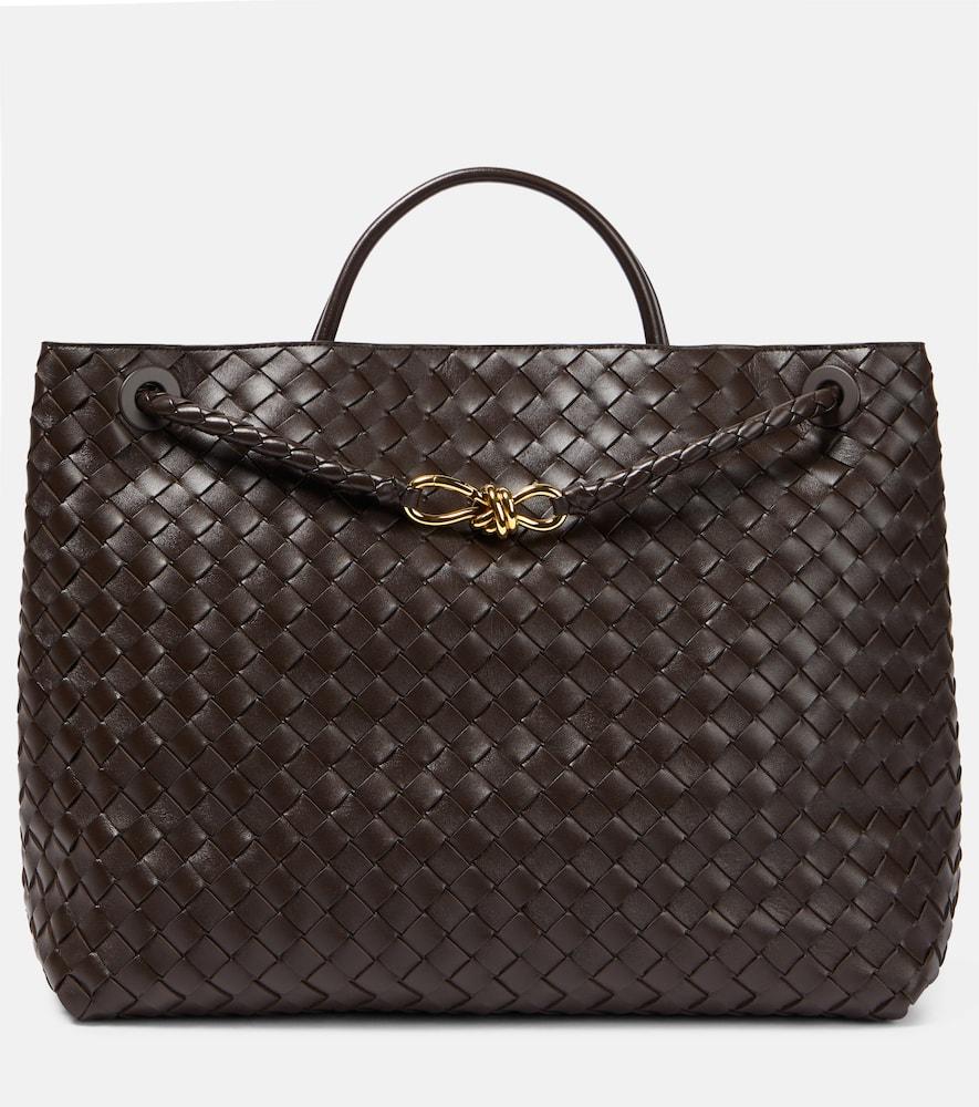 bottega veneta andiamo large leather tote bag