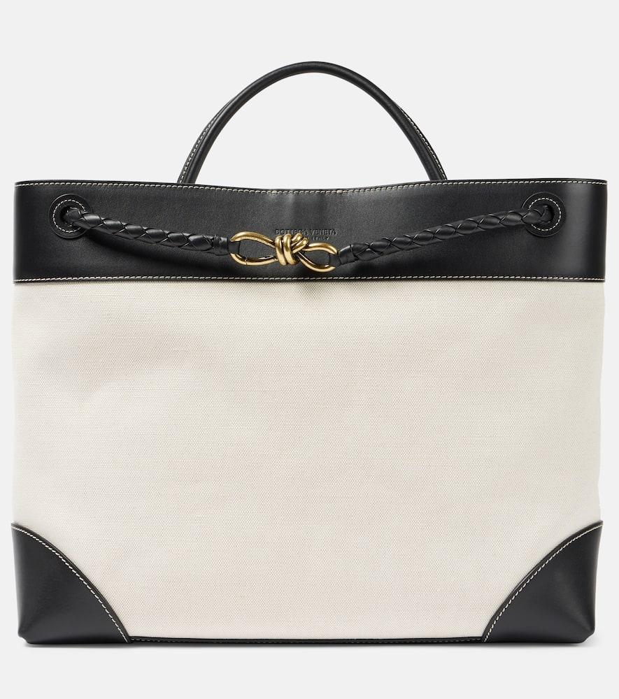 bottega veneta andiamo large leather