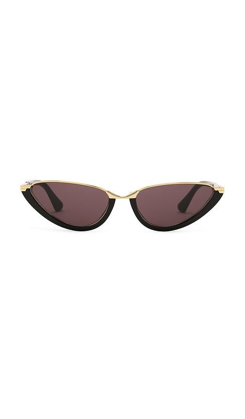 bottega veneta cat eye sunglasses in black.