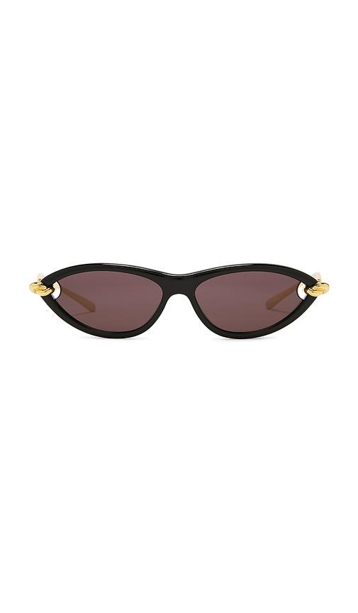 bottega veneta new knot sunglasses in black.