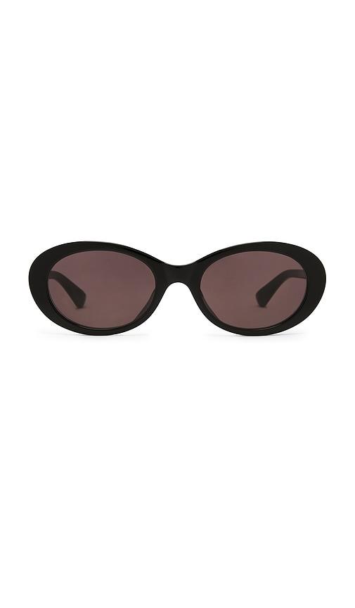 bottega veneta slim ribbon oval sunglasses in black.