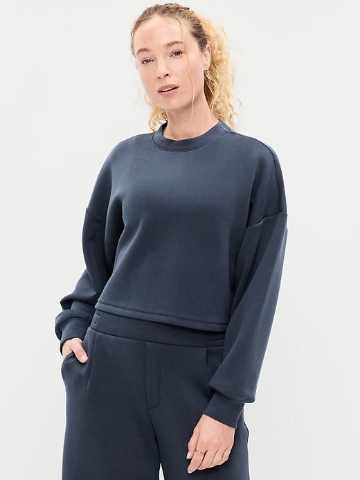 bounce fleece quilted crew-neck top