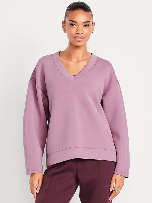 bounce fleece v-neck cocoon sweatshirt