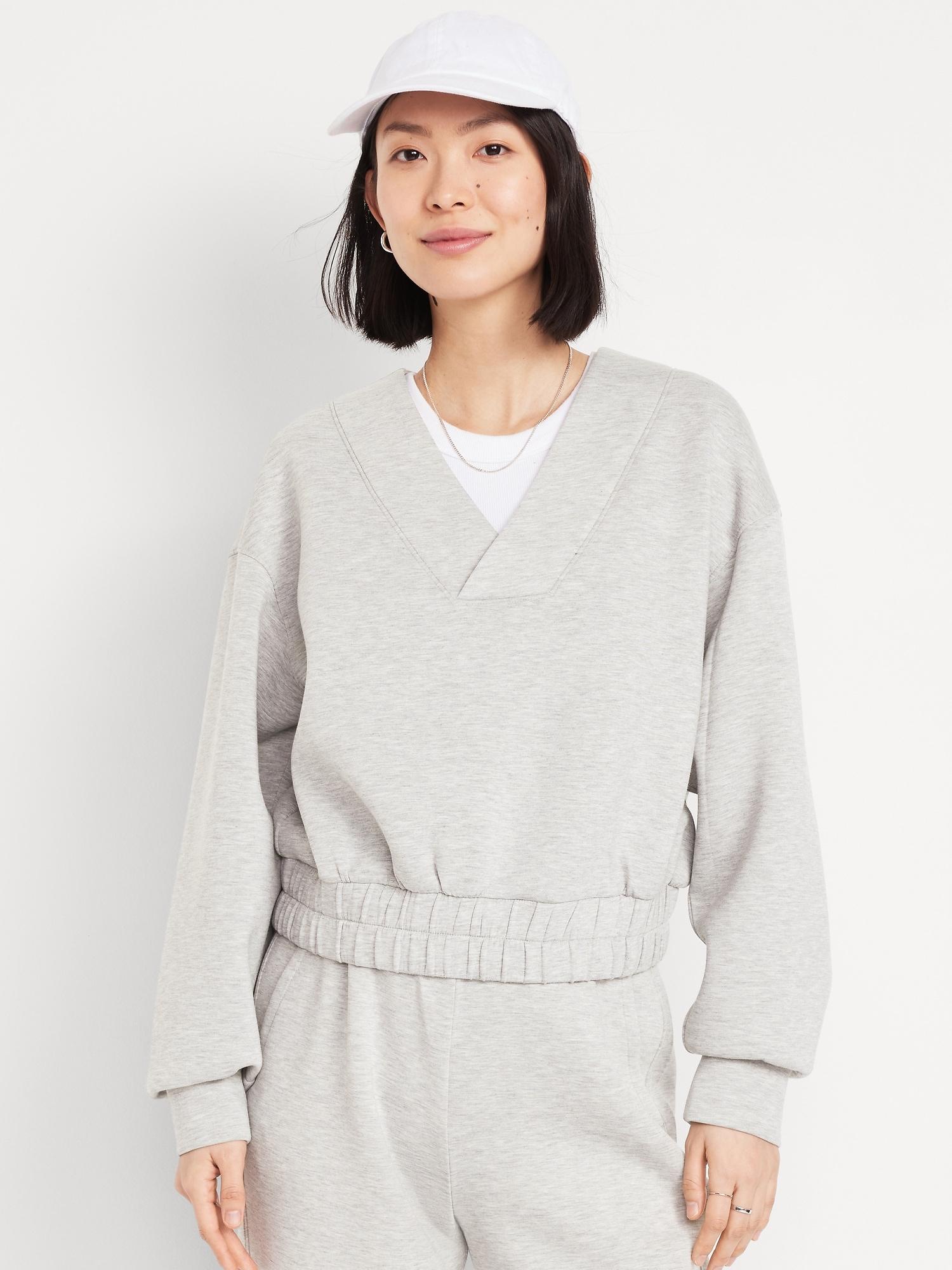 bounce fleece v-neck sweatshirt
