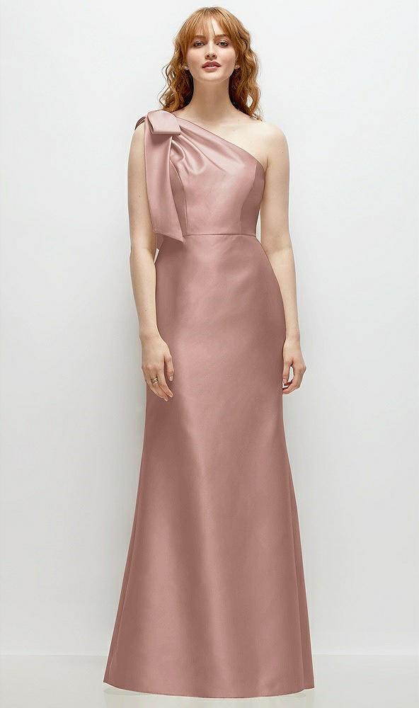 bow one-shoulder satin trumpet gown