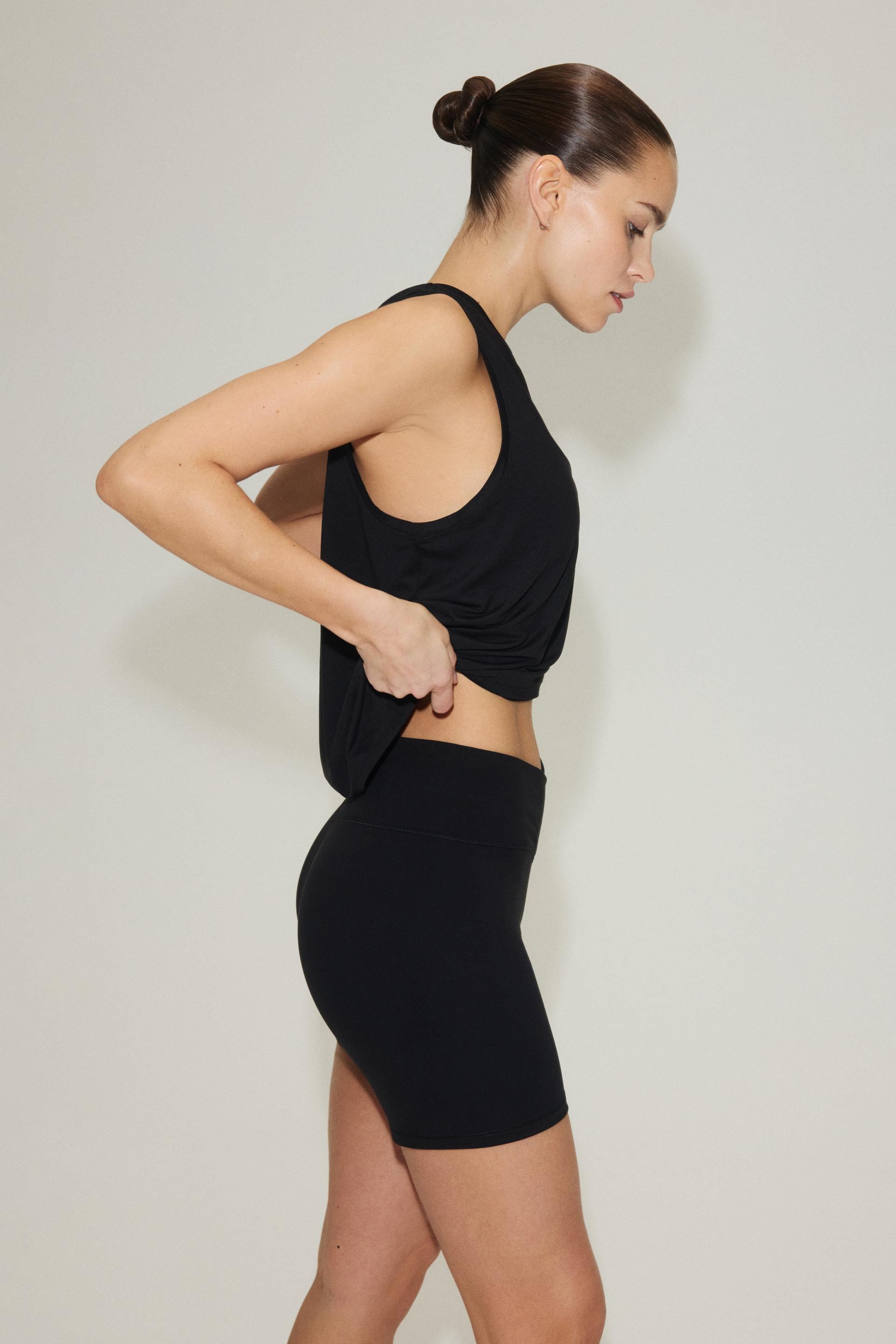 boxy sports tank top with drymove™