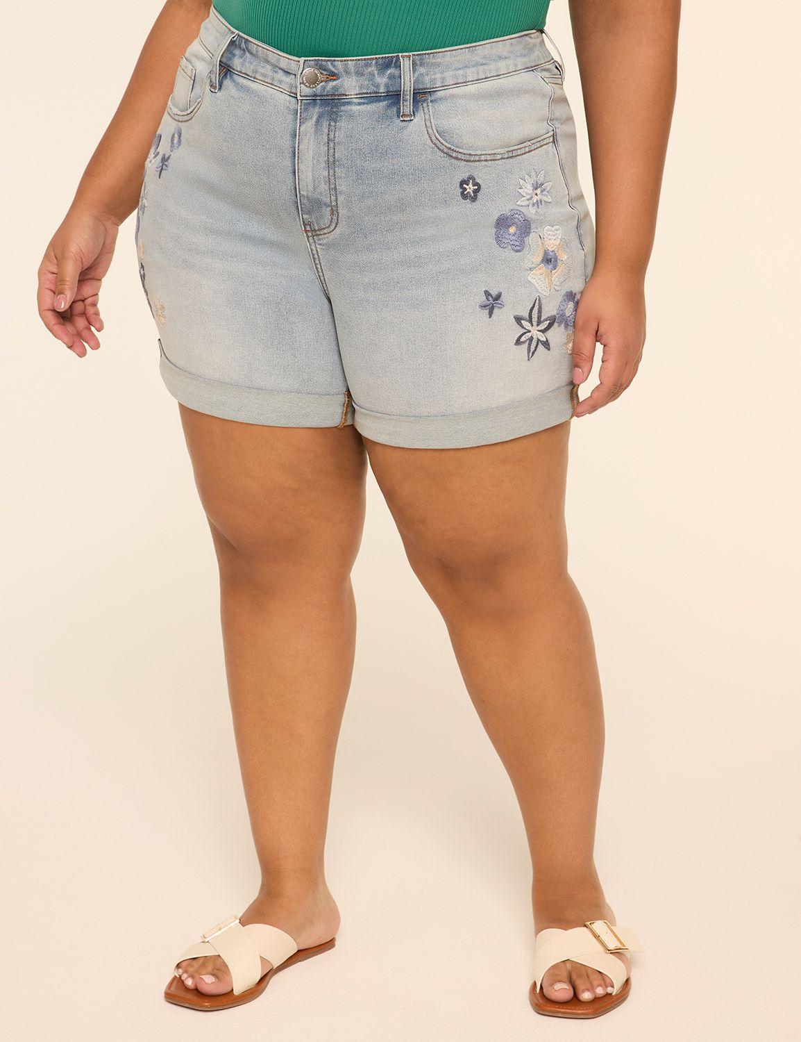 boyfriend 5.5" short with floral embroidery