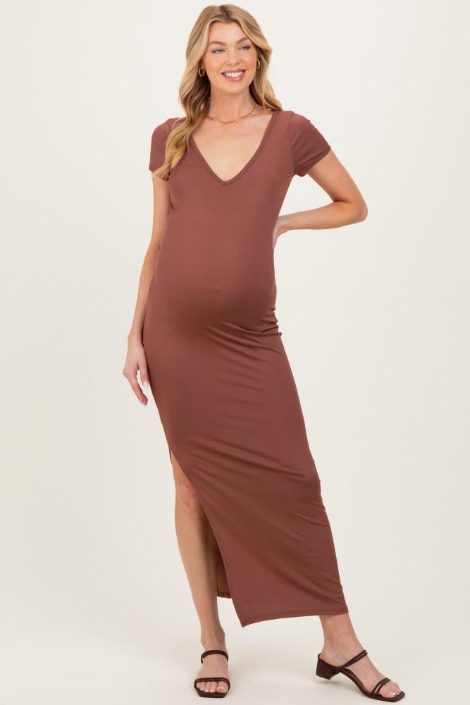 brown basic ribbed side slit maternity midi dress