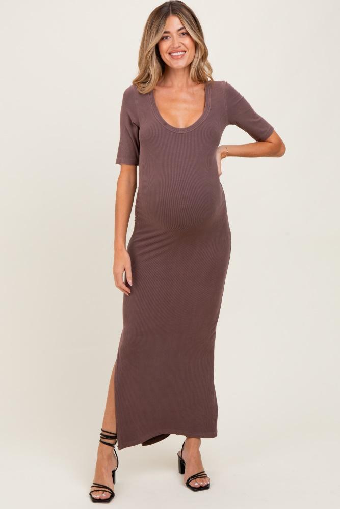 brown ruched short sleeve side slit maternity midi dress