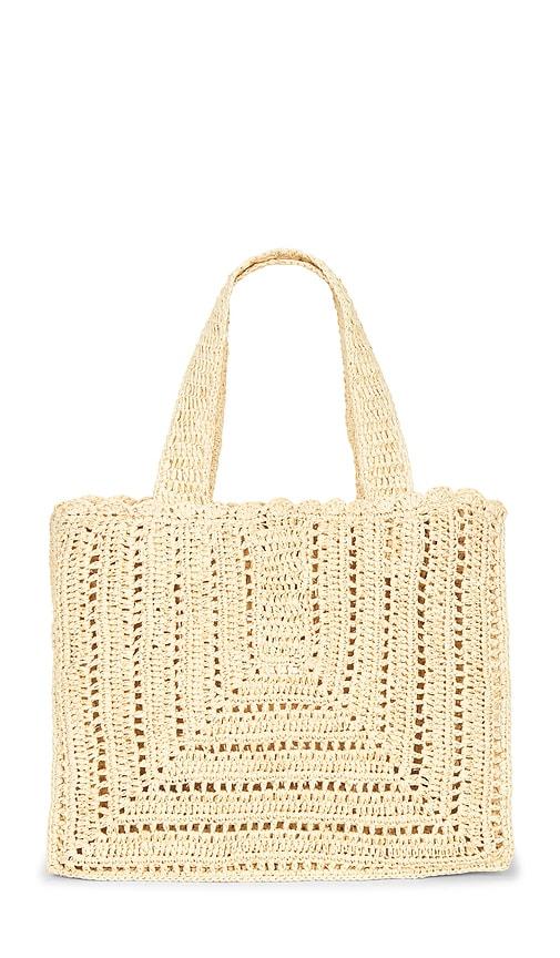 btb los angeles beth tote bag in tan.
