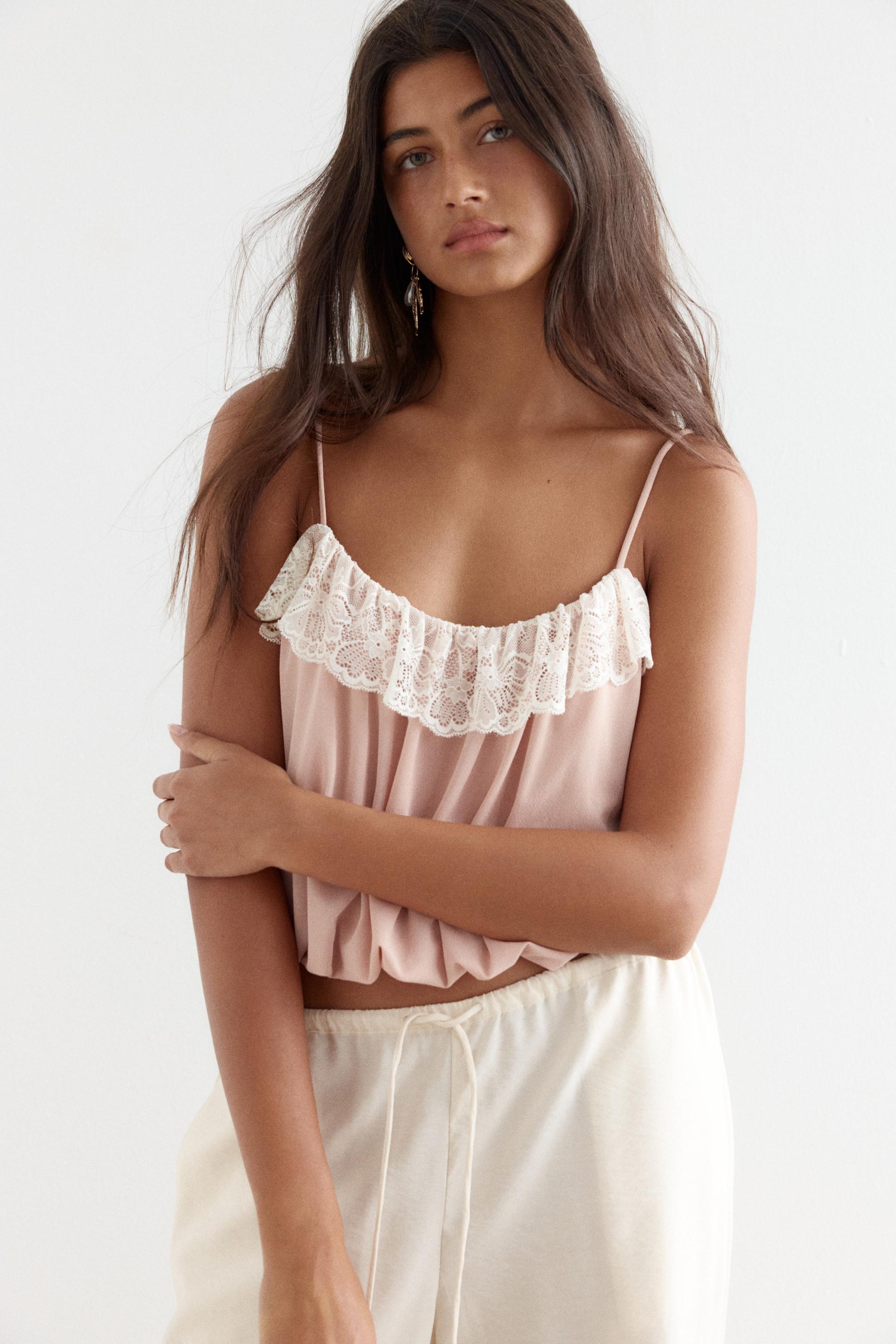 bubble-hem strappy top