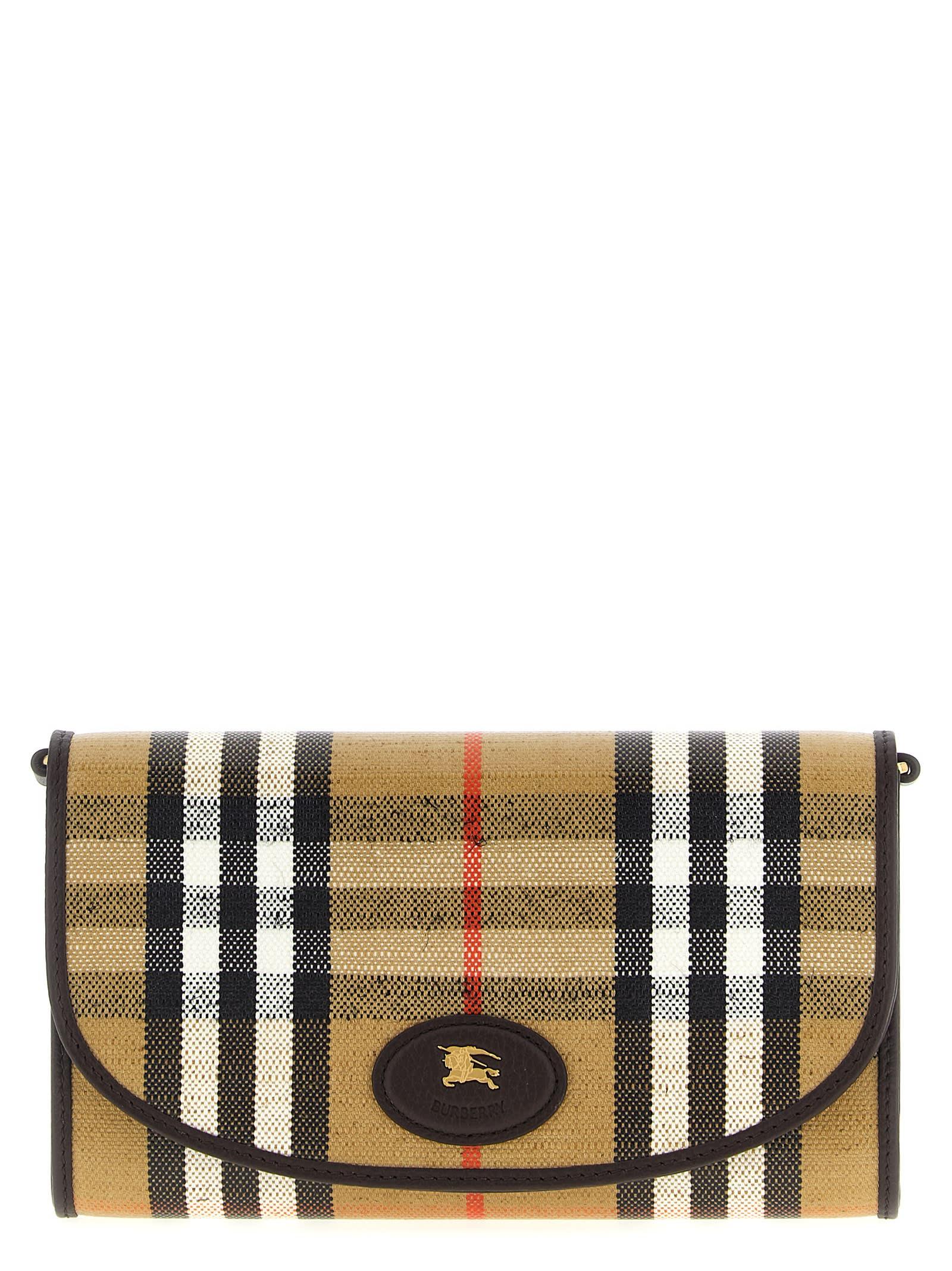 burberry highlands wallet on chain