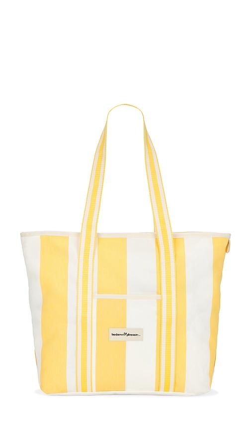 business & pleasure co. beach bag in yellow,yellow.