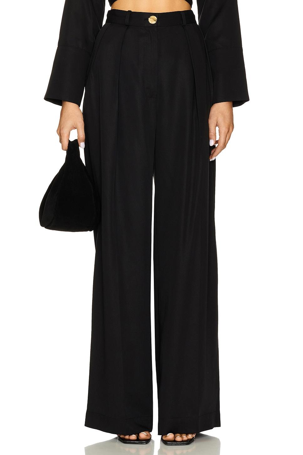button pleated trouser