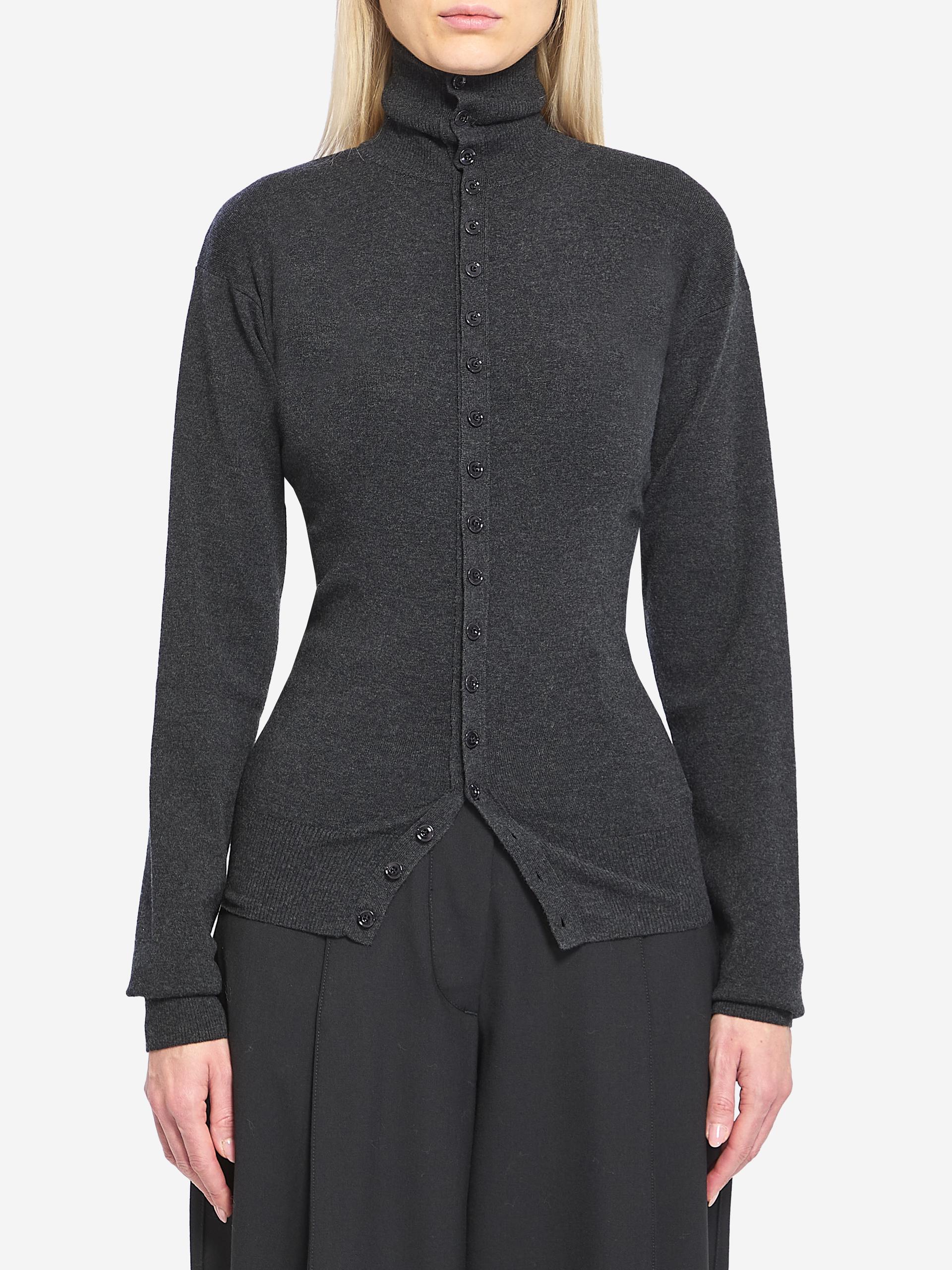 buttoned fitted cardigan