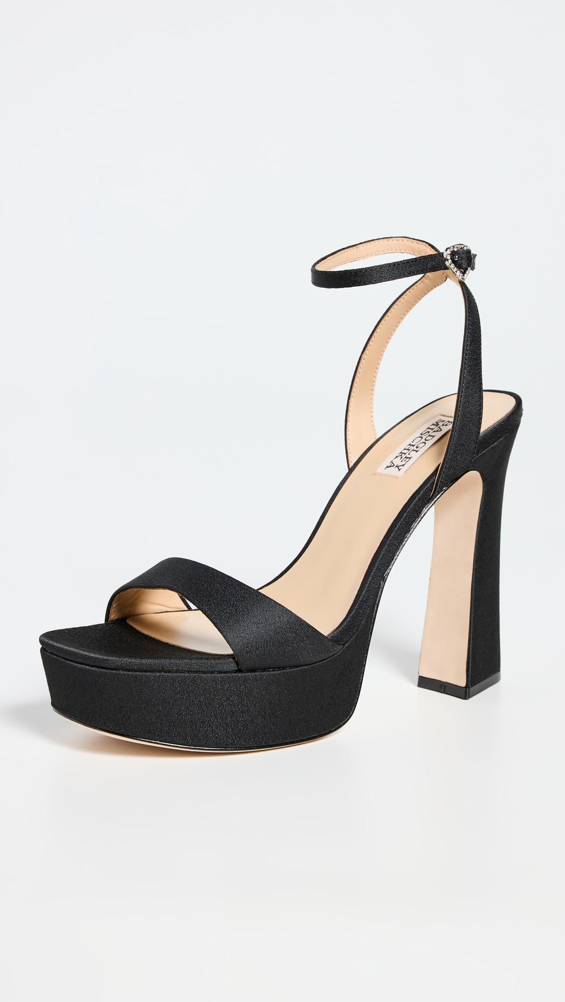 caia pumps