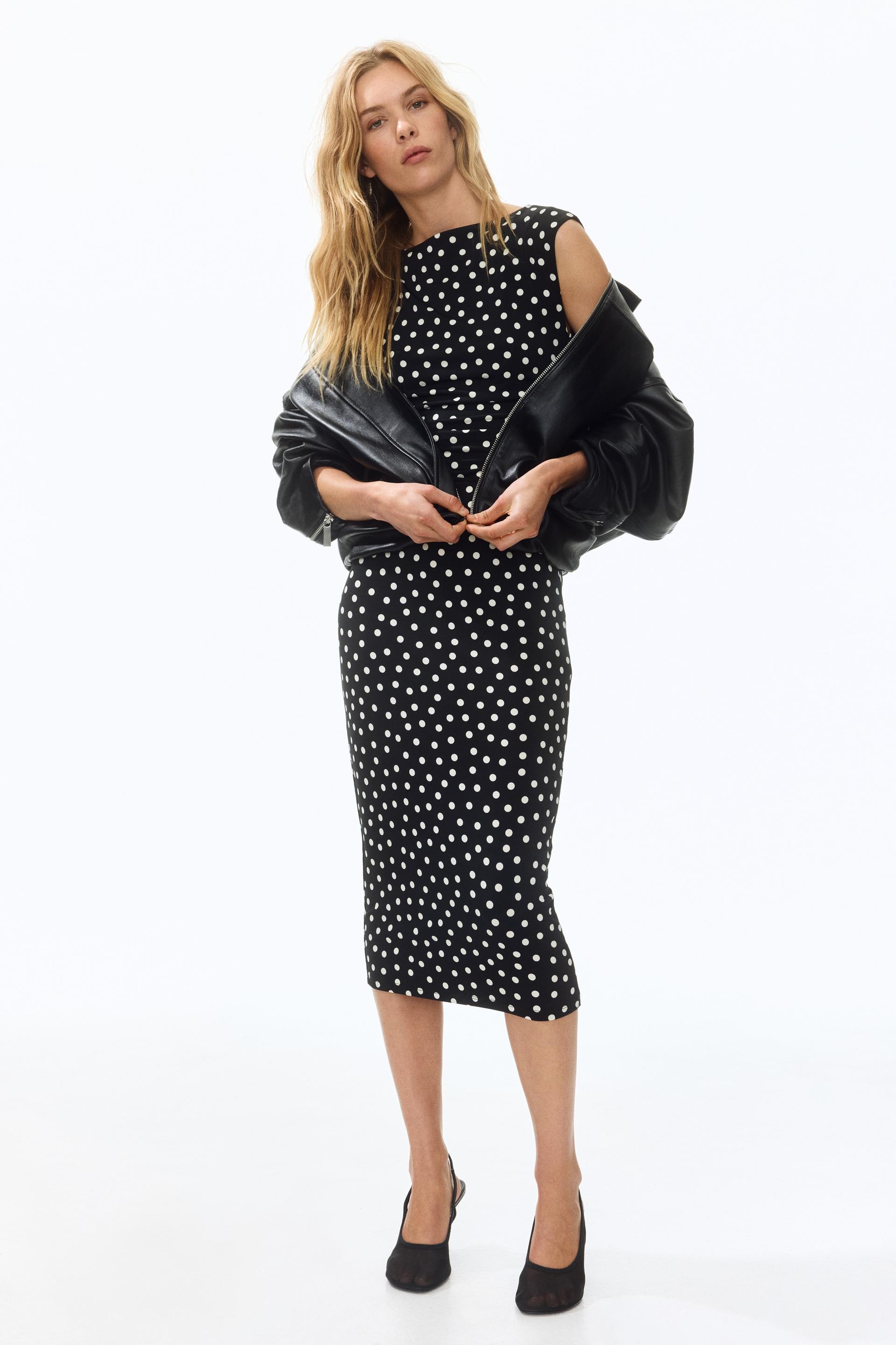 cap-sleeved dress