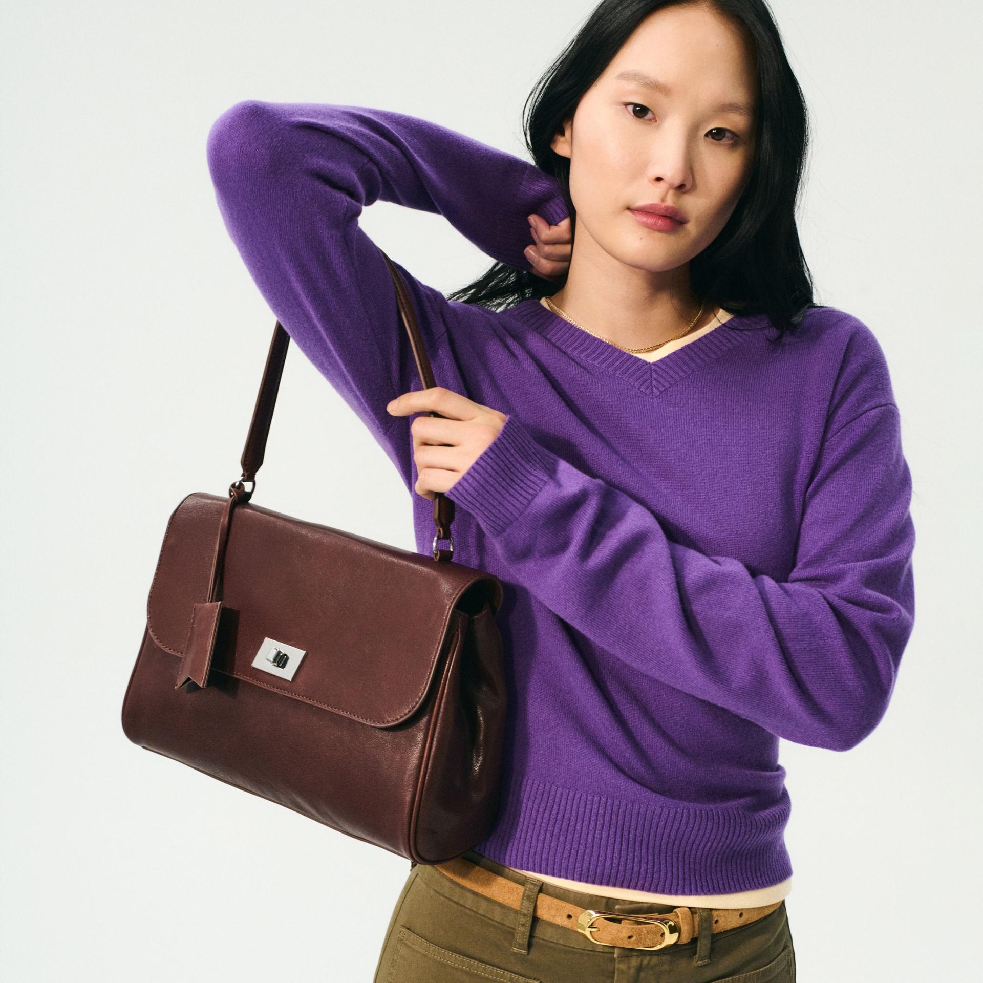 cashmere high v-neck sweater in stripe