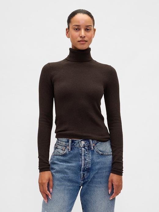cashsoft stretch turtleneck sweater