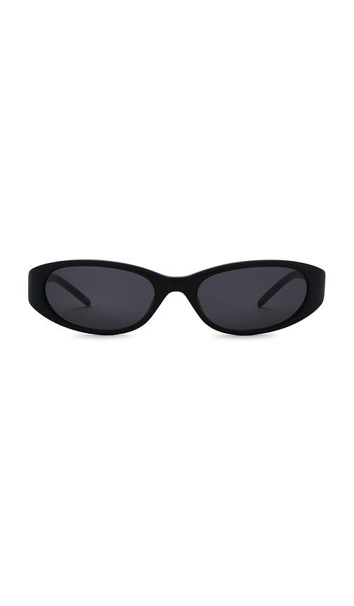 chimi dele sunglasses in black.