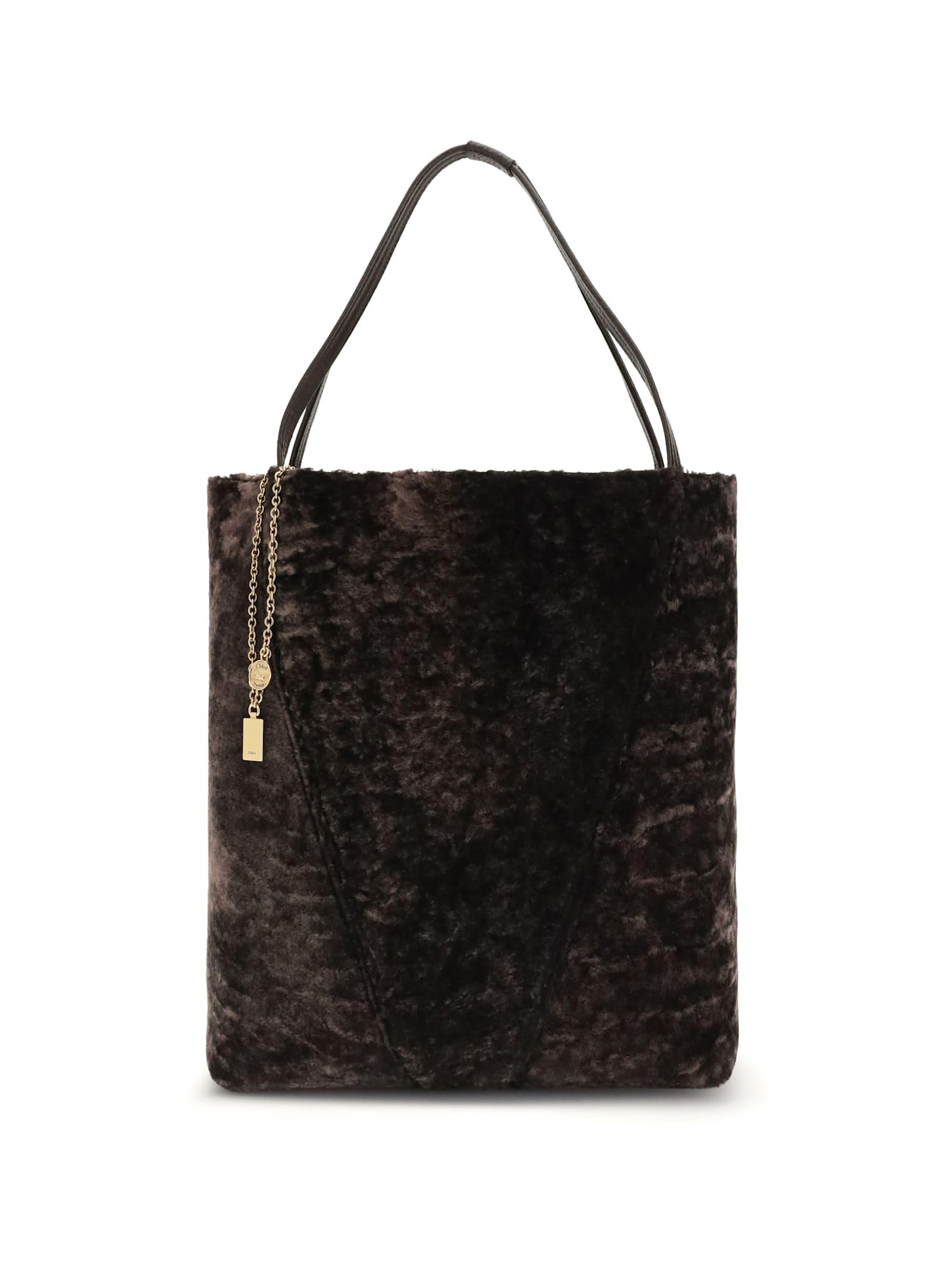 chloé large spin tote bag in soft shearling