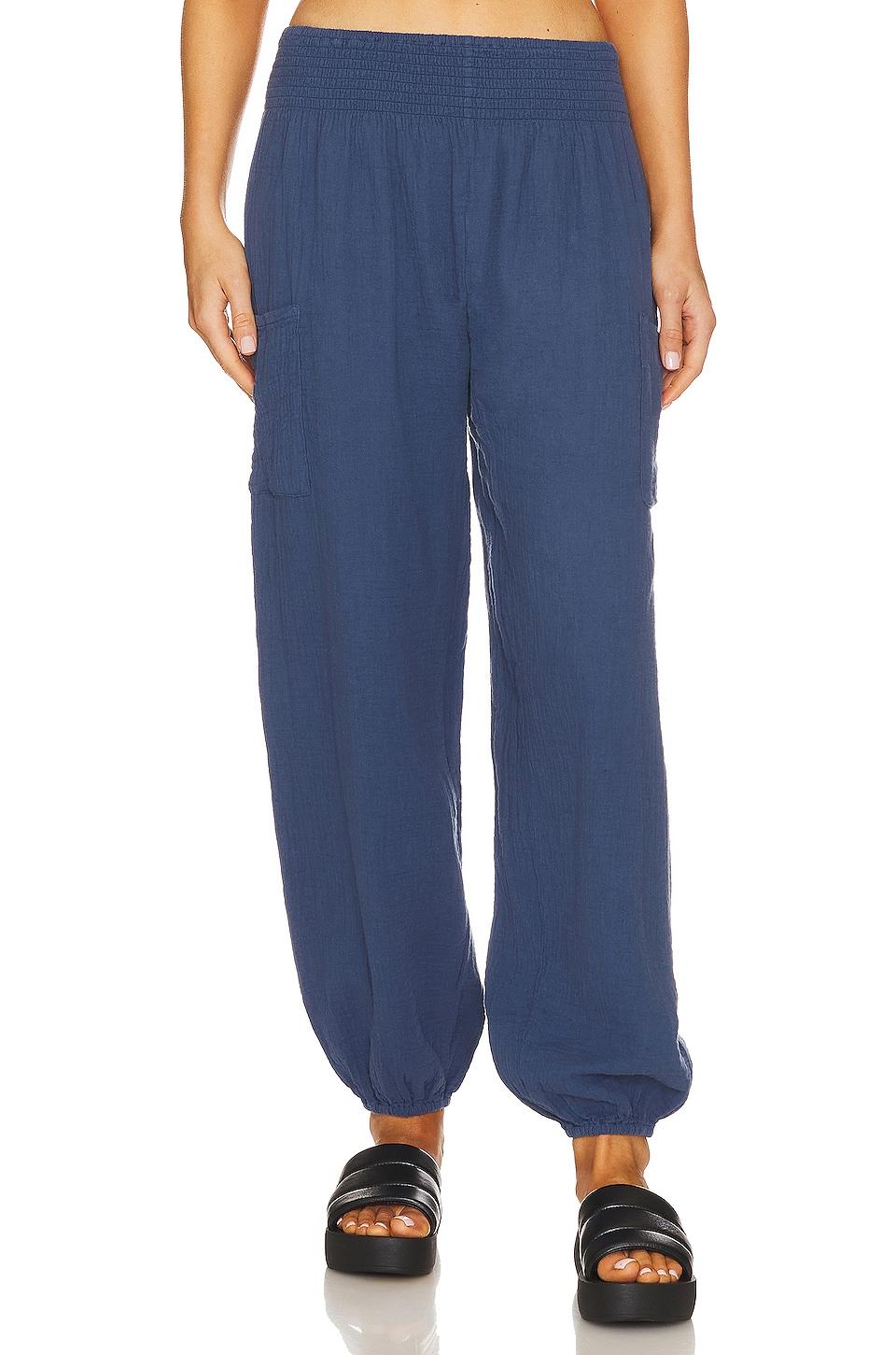 cinched pants