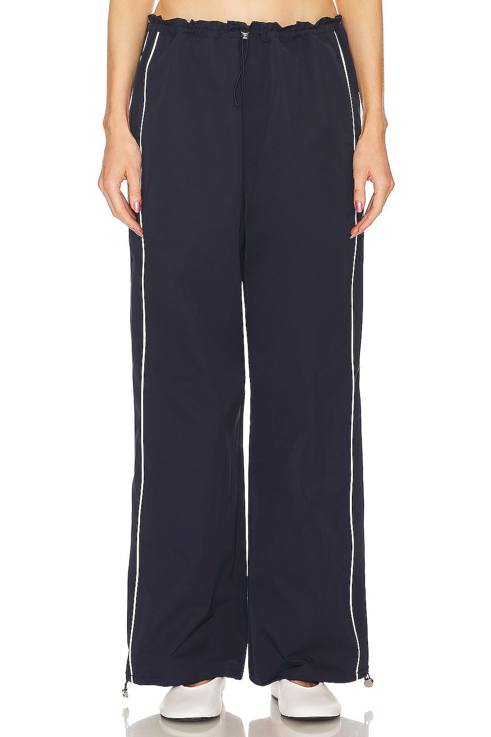 cinched waist wide leg pant