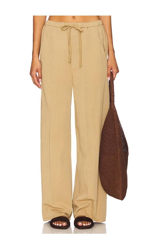 citizens of humanity aurora pull on pant in tan.