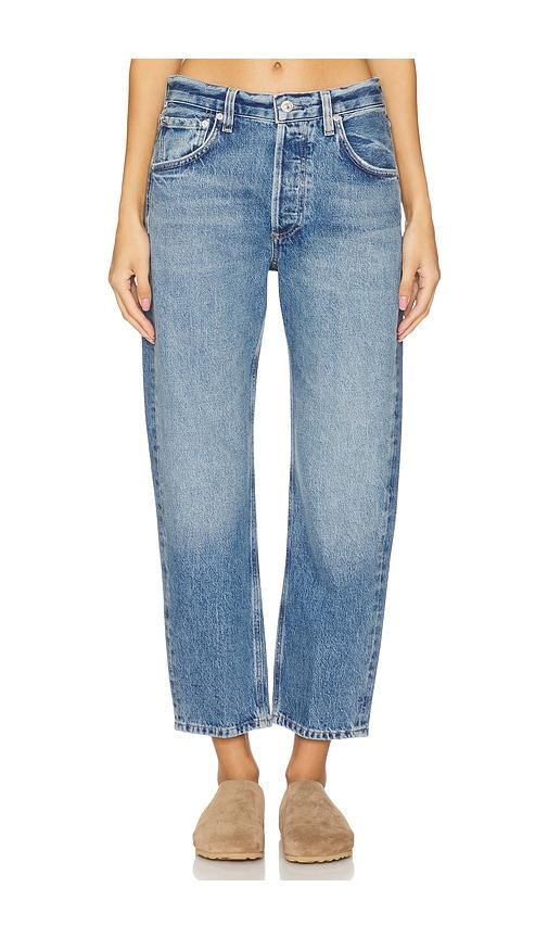 citizens of humanity winslow cropped boyfriend jeans in blue.